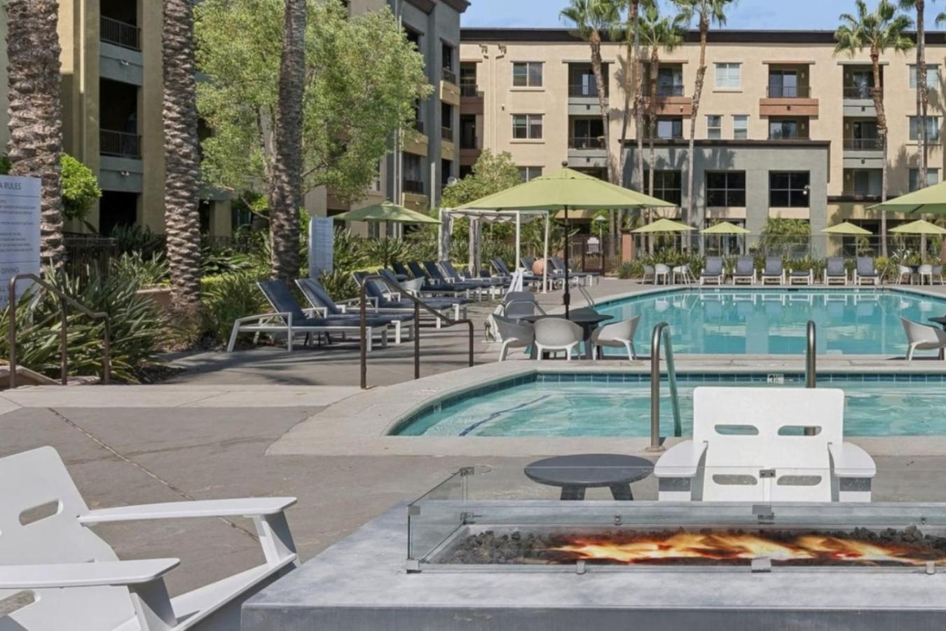 Lux Oasis In Woodland Hills Holiday home Los Angeles